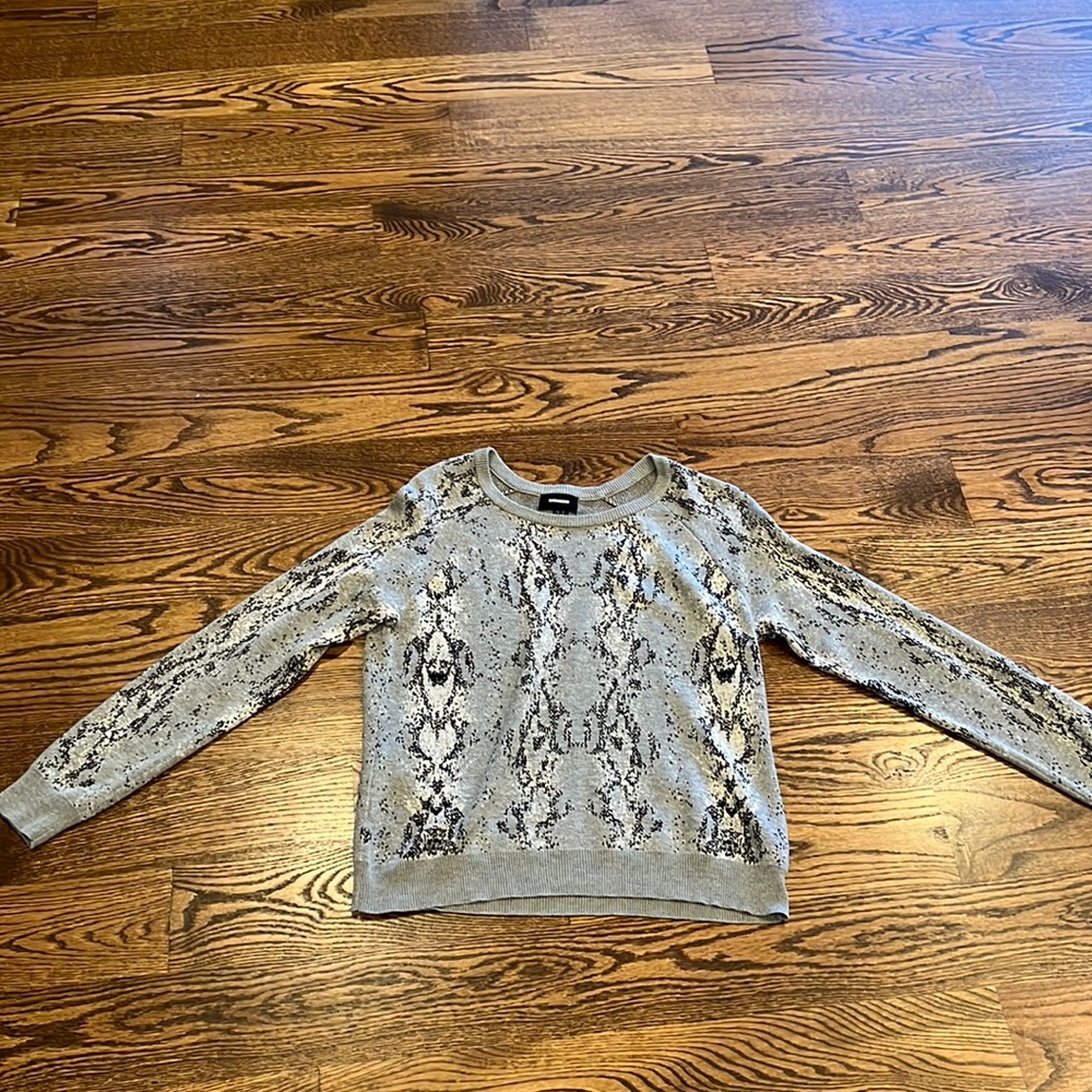 NWOT Monrow Snakeskin Sweater